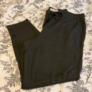 Lou & Grey lounge pants, army green, size medium